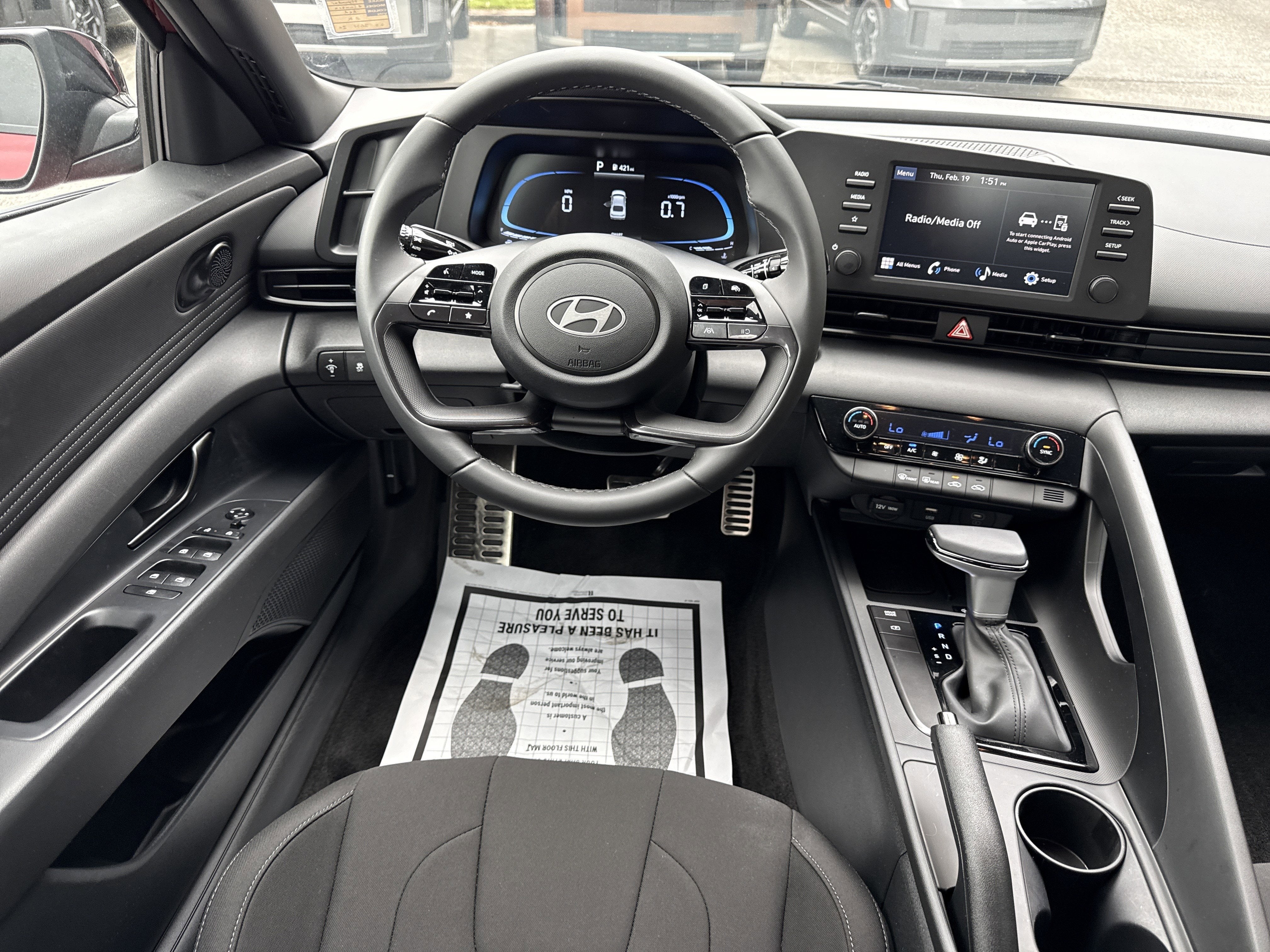 2025 Hyundai Elantra SEL Sport