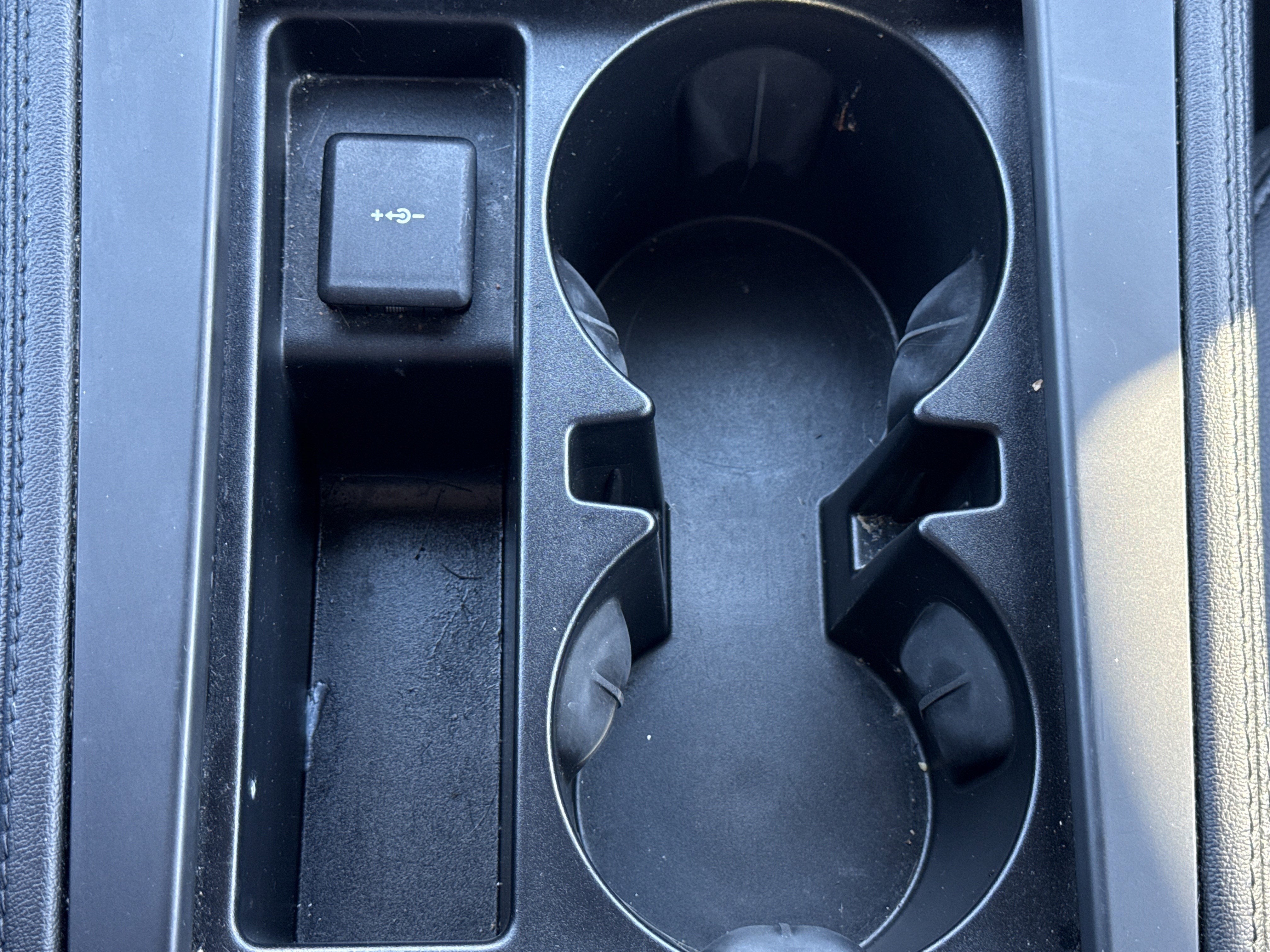 2022 Jaguar F-PACE S