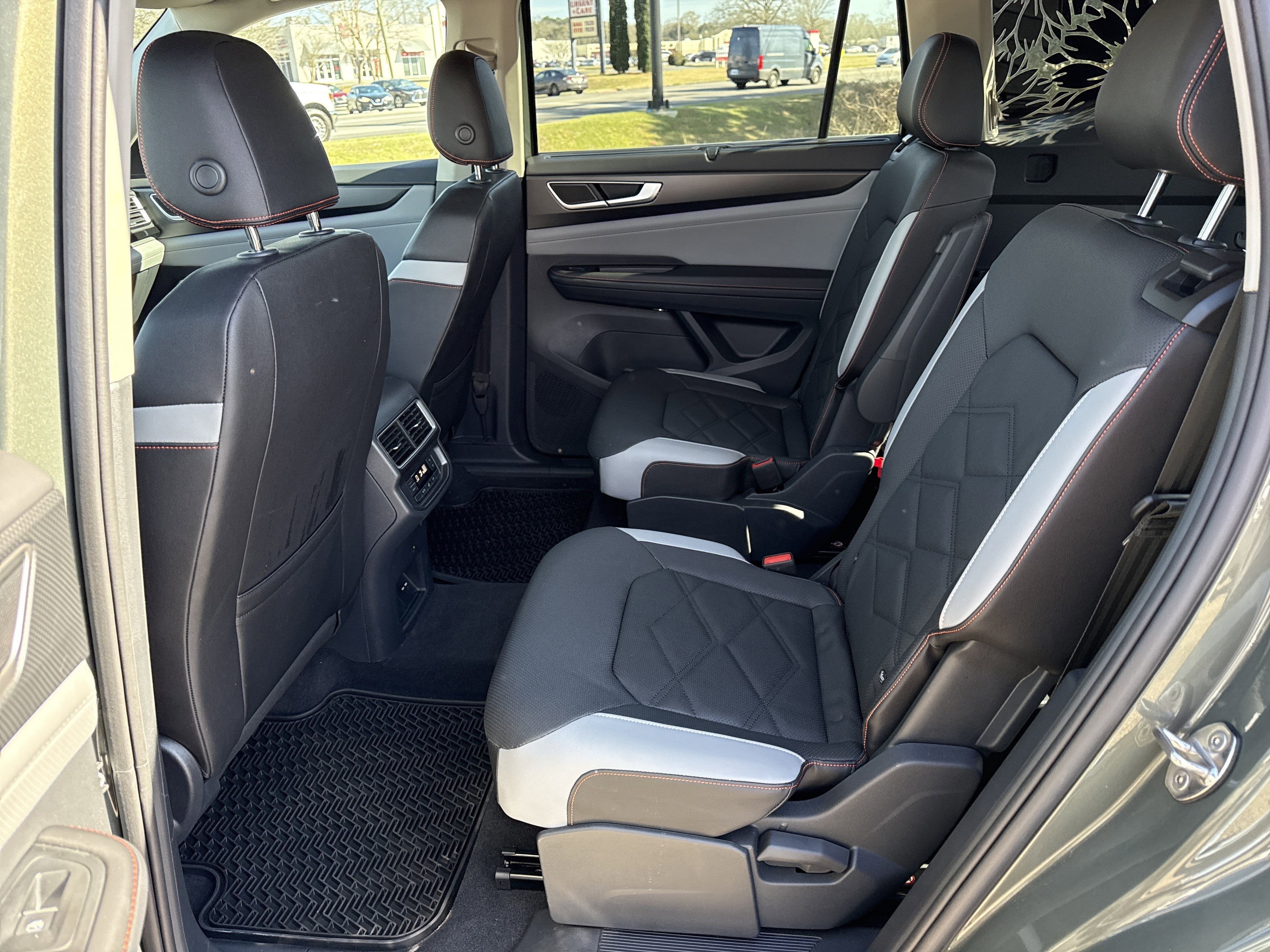 2025 Volkswagen Atlas 2.0T Peak Edition