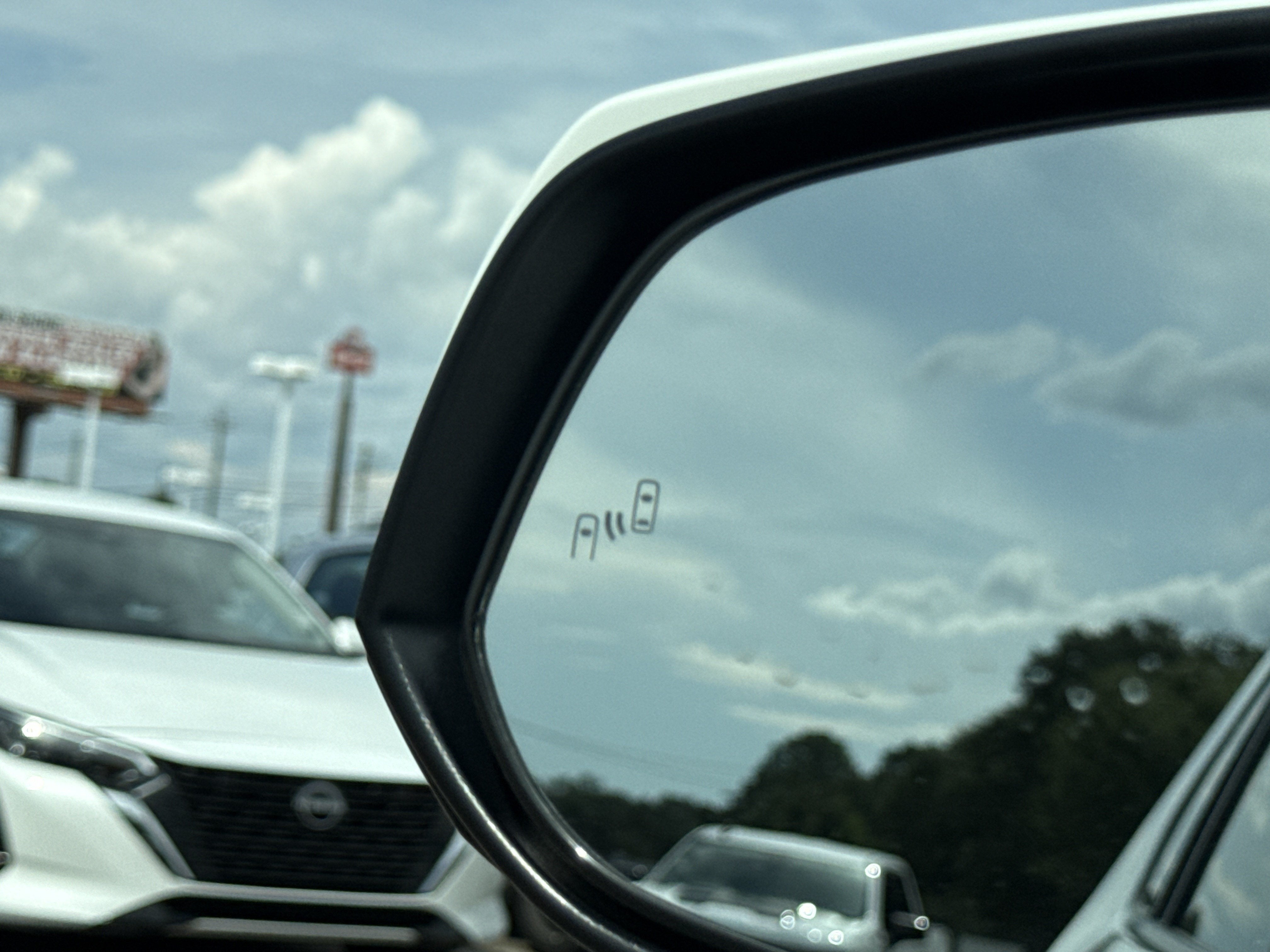 2023 Toyota RAV4 Hybrid Woodland