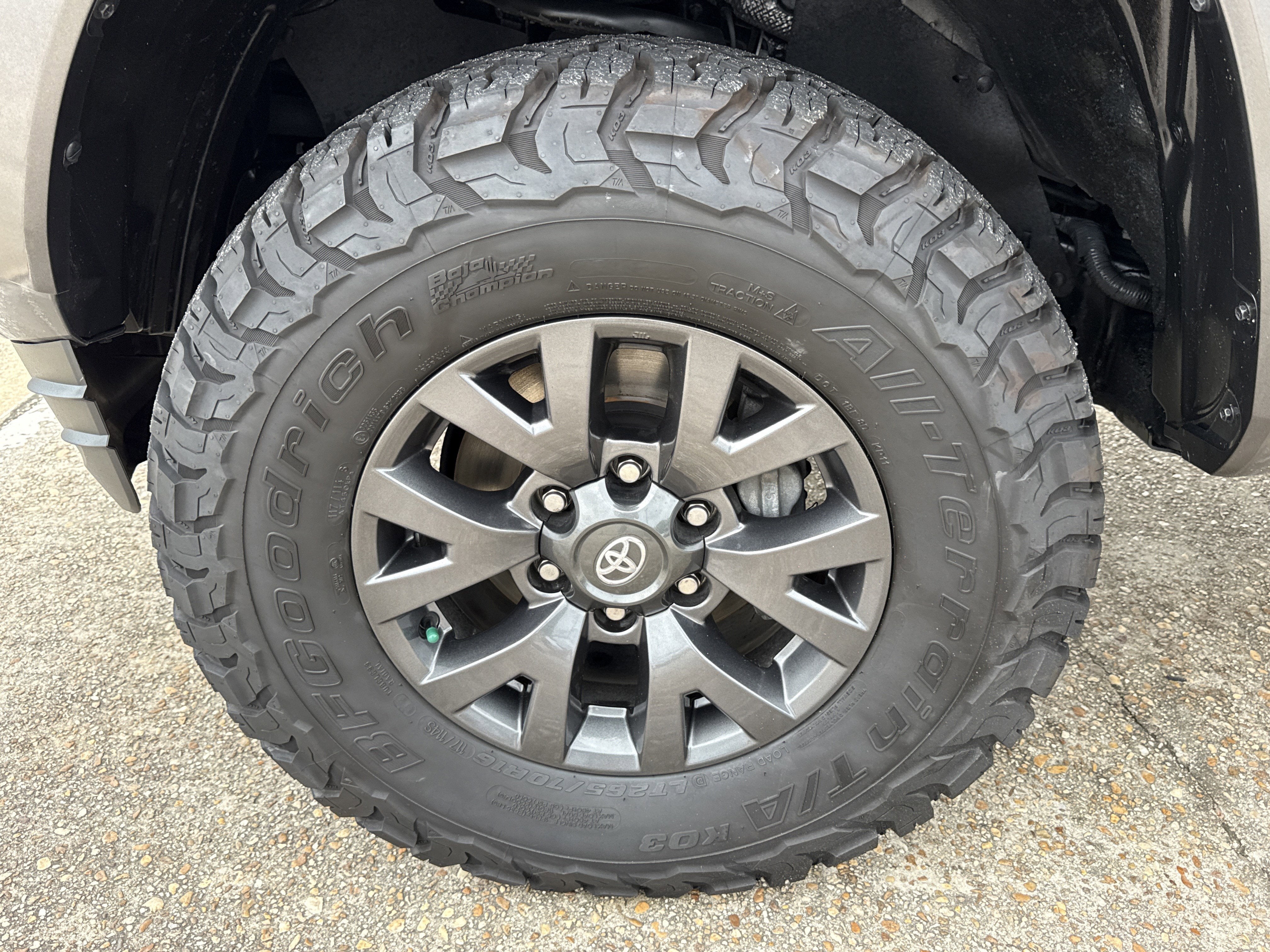 2023 Toyota Tacoma 4WD SR5