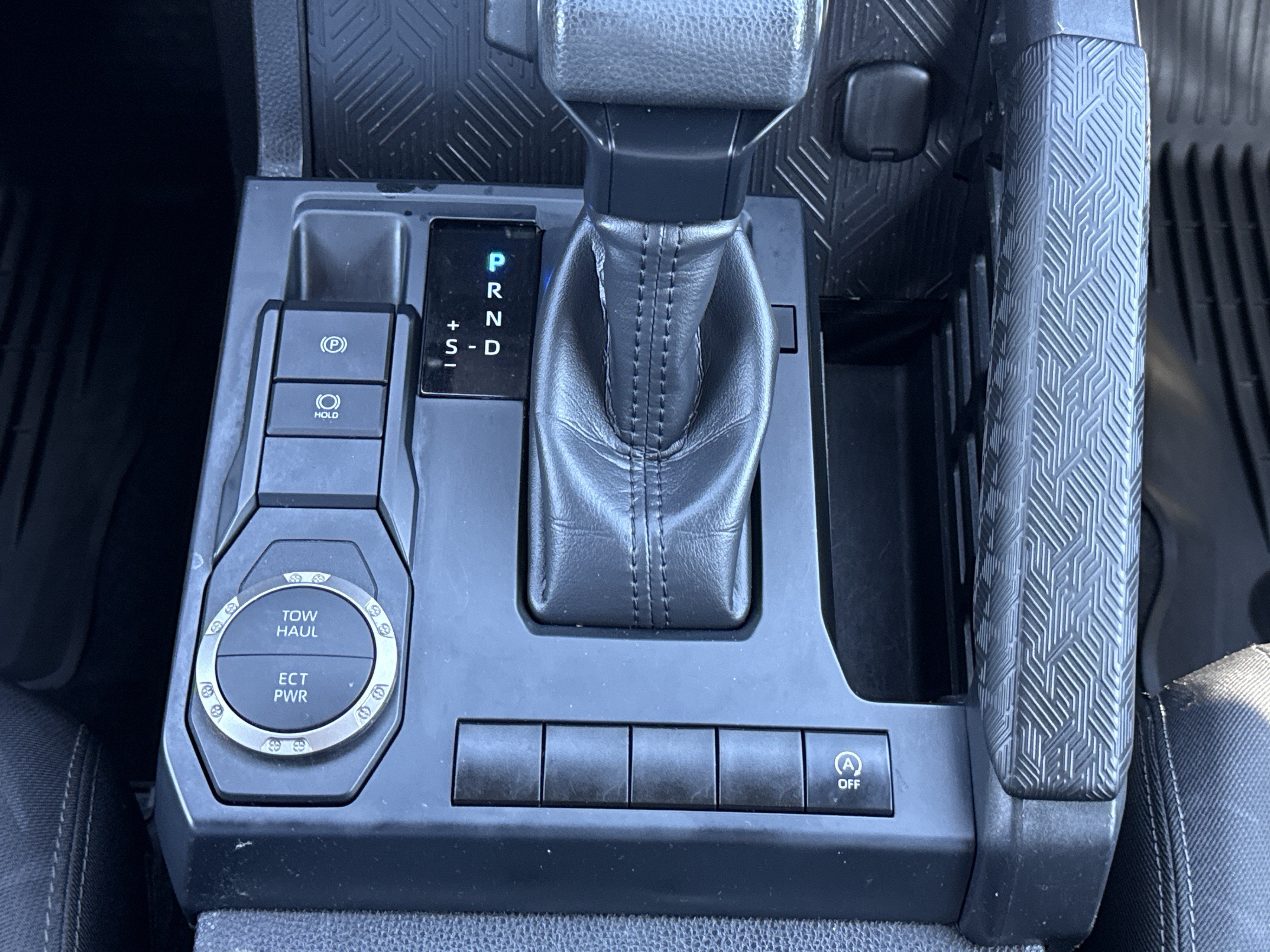 2024 Toyota Tacoma 2WD SR5