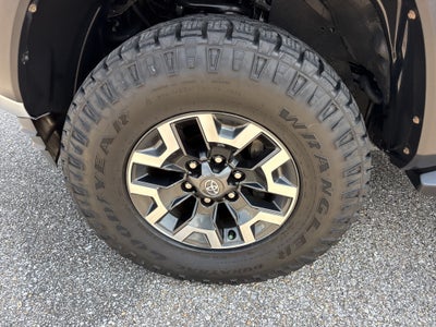 2022 Toyota Tacoma 4WD TRD Off Road