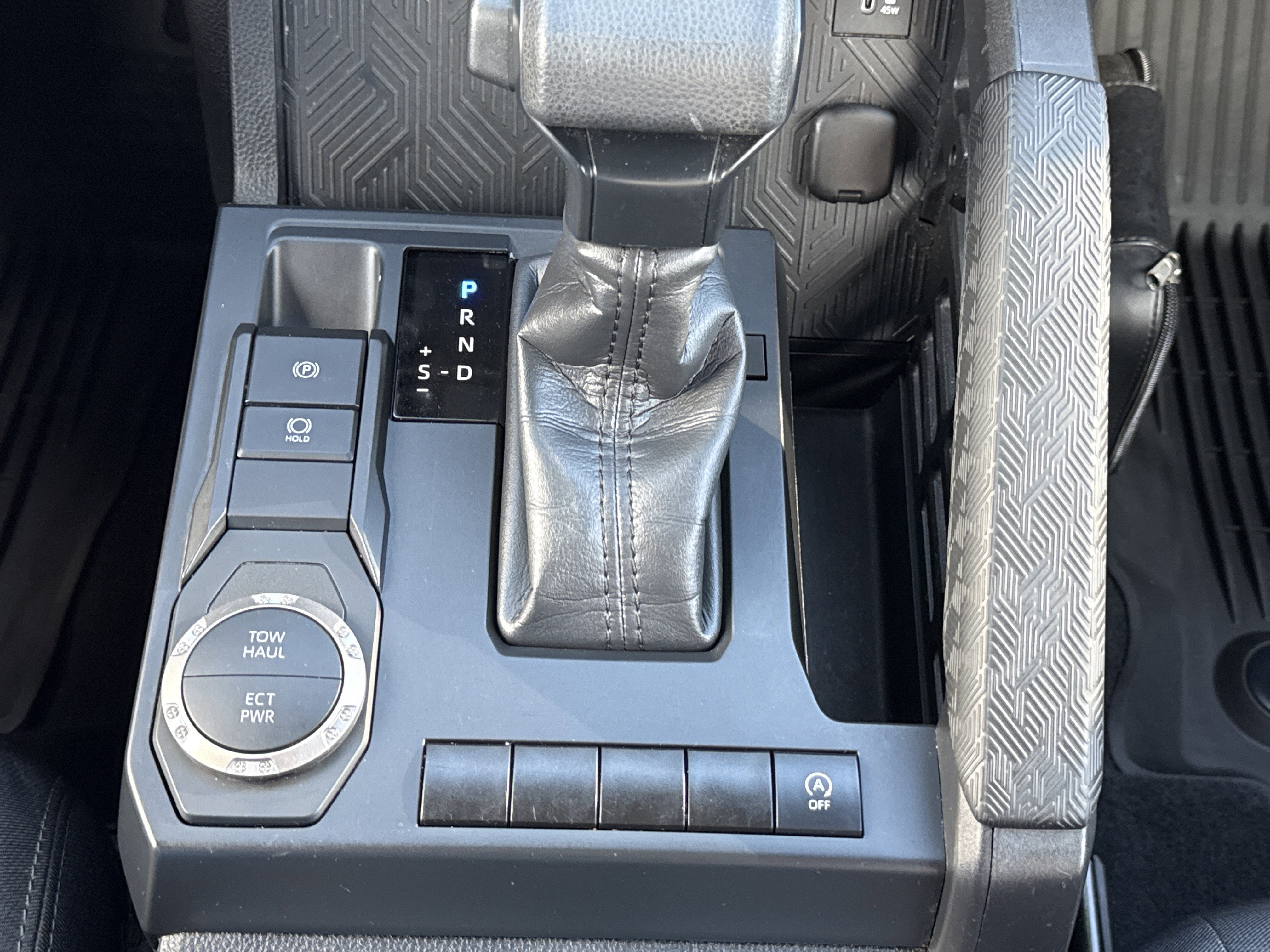 2024 Toyota Tacoma 2WD SR5