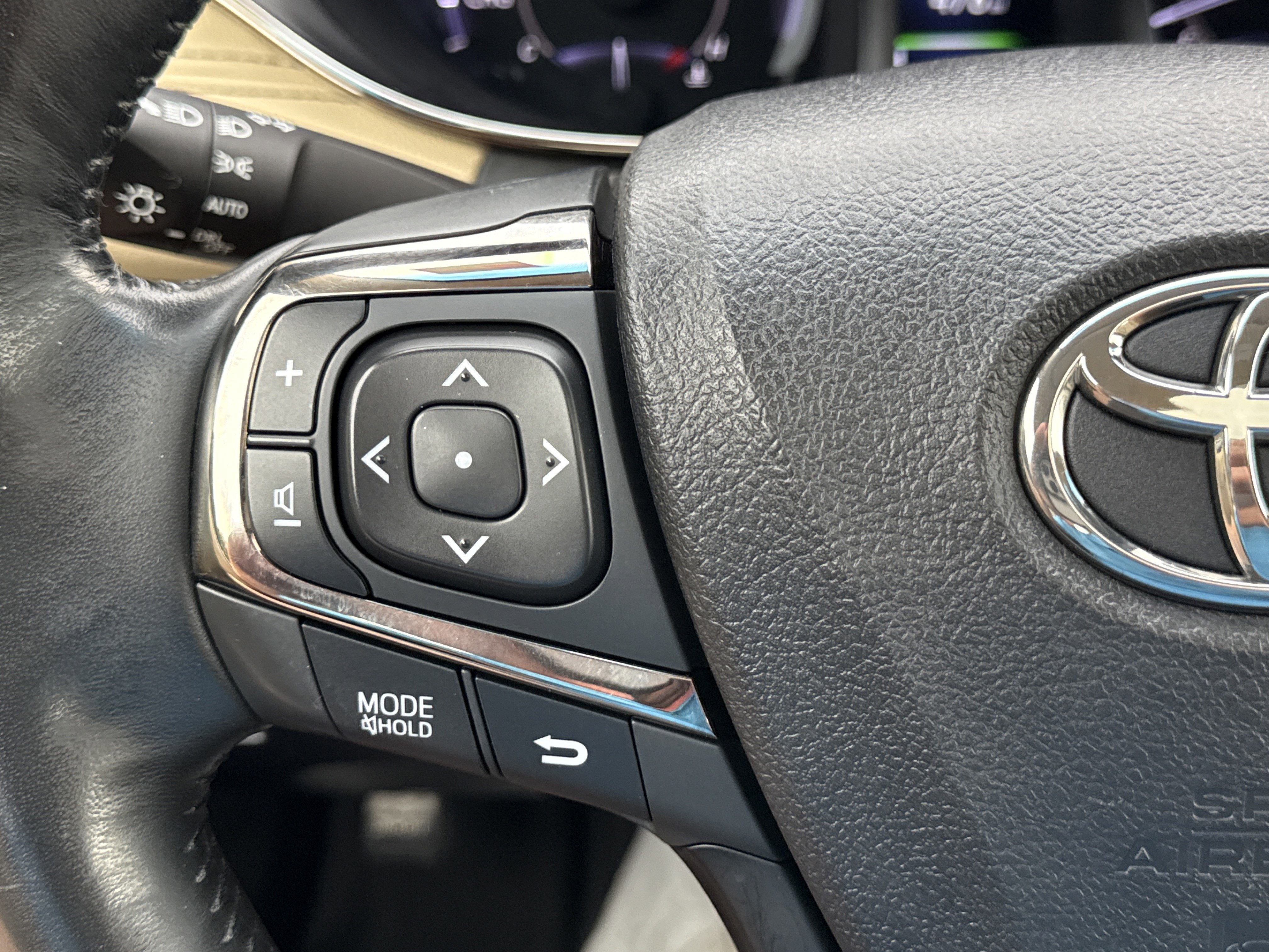 2018 Toyota Avalon Hybrid Limited