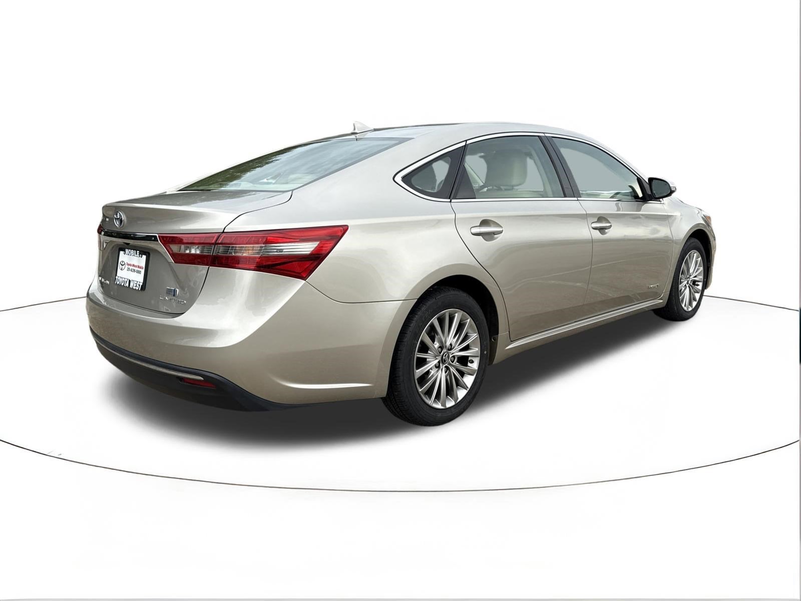 2018 Toyota Avalon Hybrid Limited