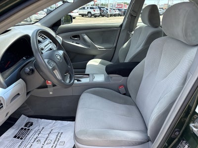 2010 Toyota Camry LE