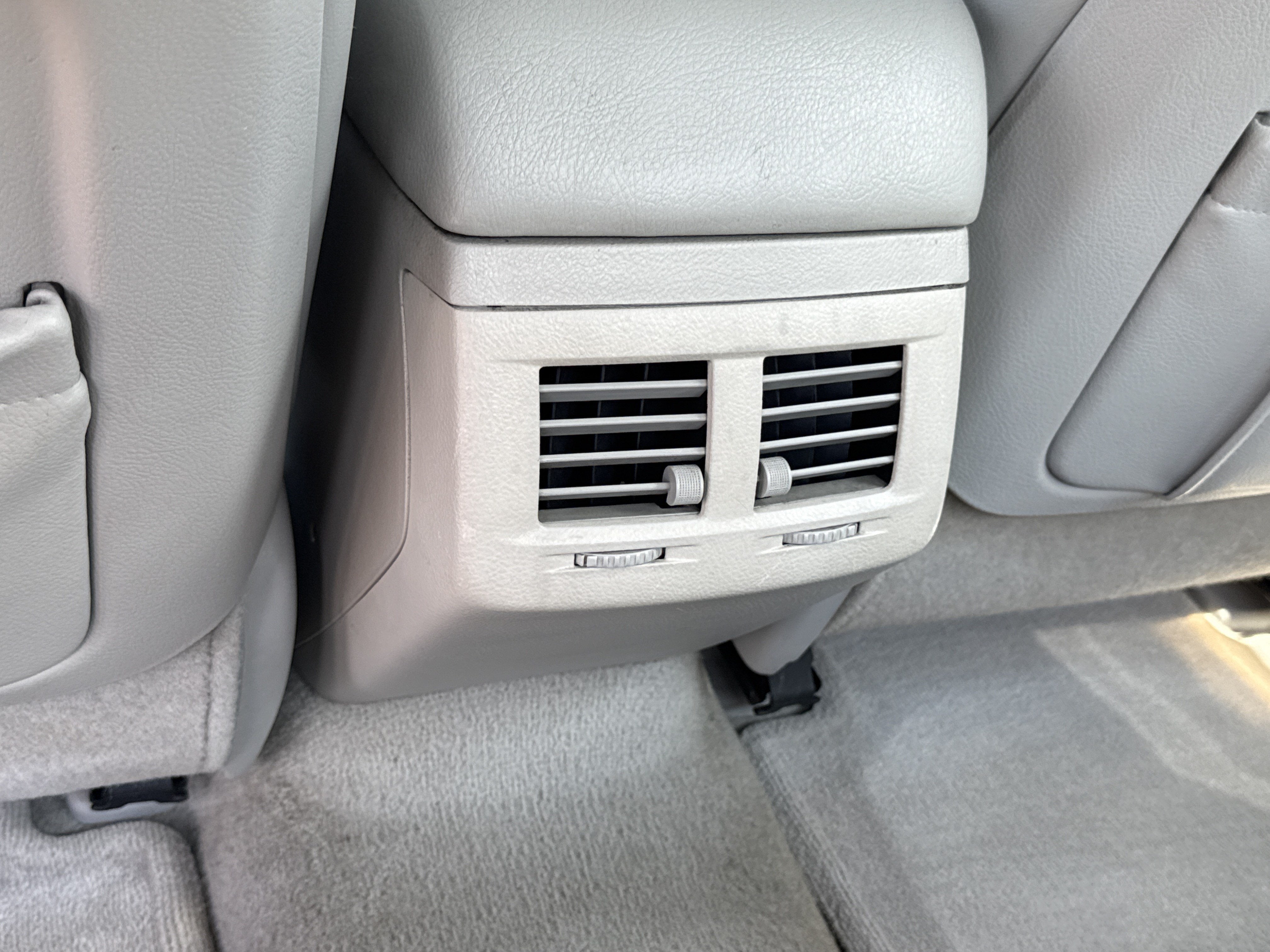 2006 Toyota Avalon XLS