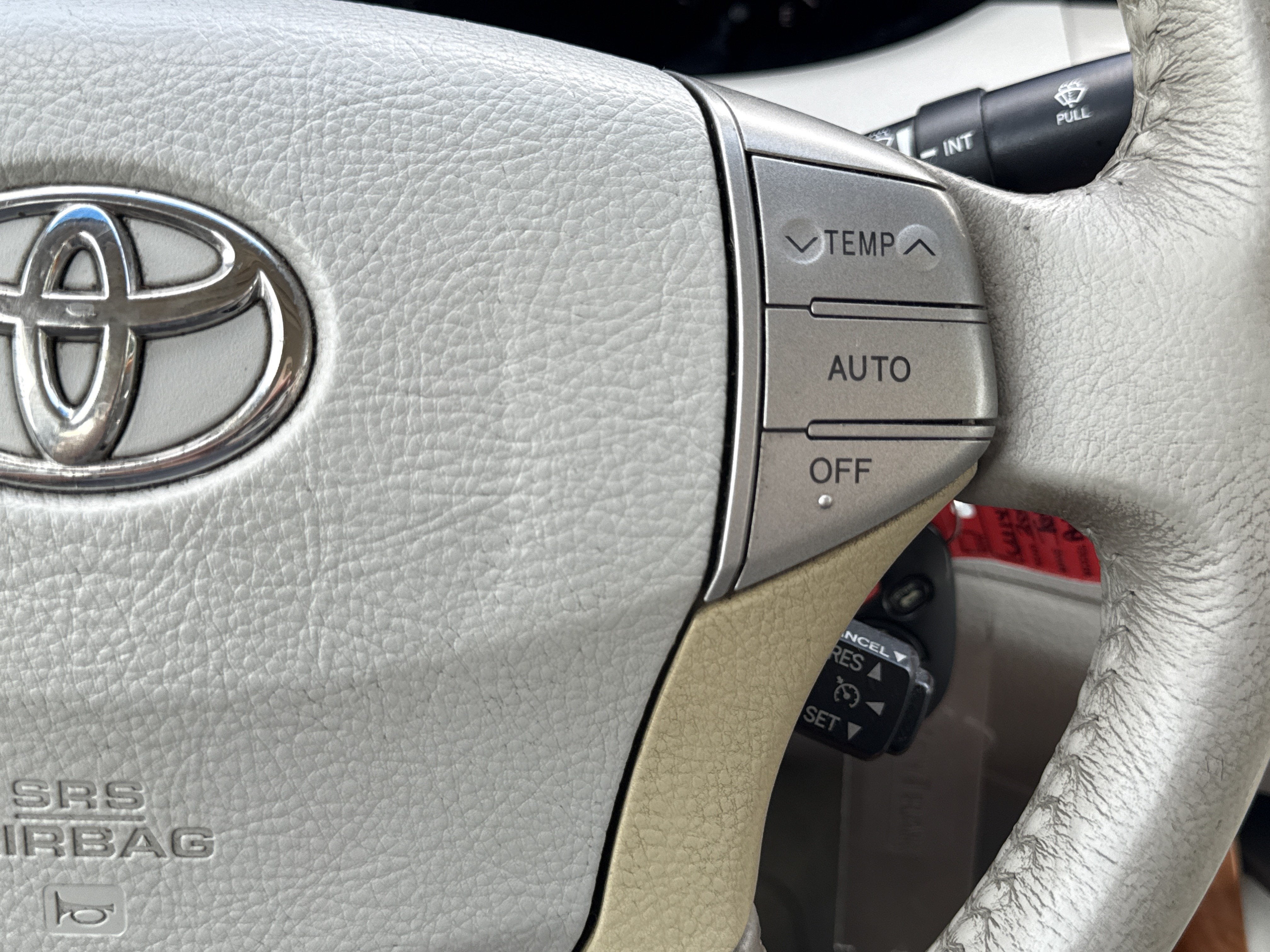 2006 Toyota Avalon XLS