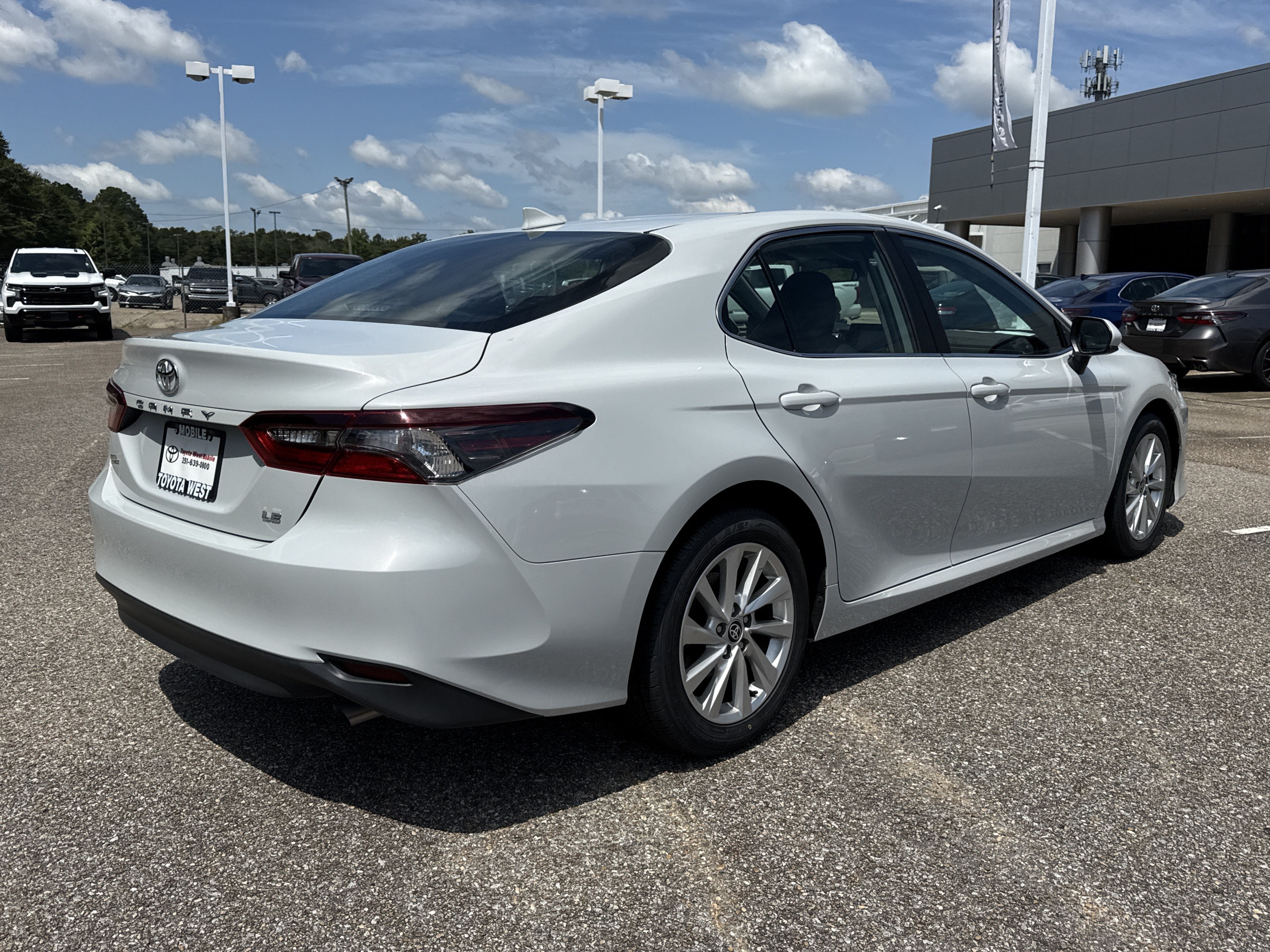 2023 Toyota Camry LE