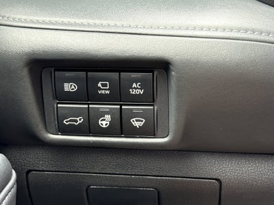 2022 Toyota Highlander Hybrid Platinum