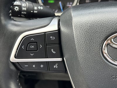 2022 Toyota Highlander Hybrid Platinum