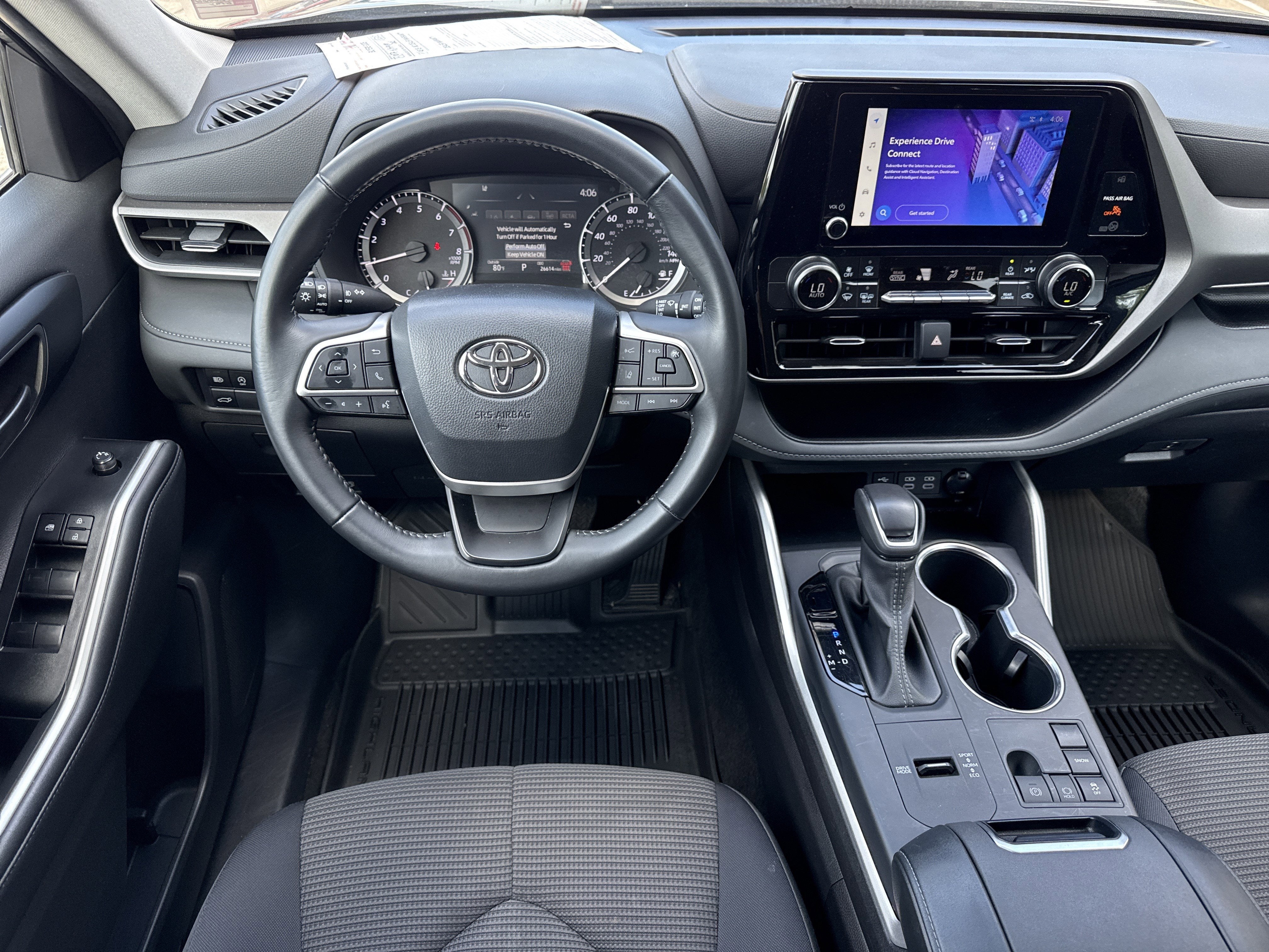 2025 Toyota Highlander LE