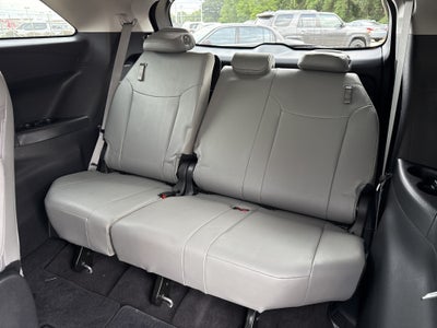 2025 Toyota Sienna Base