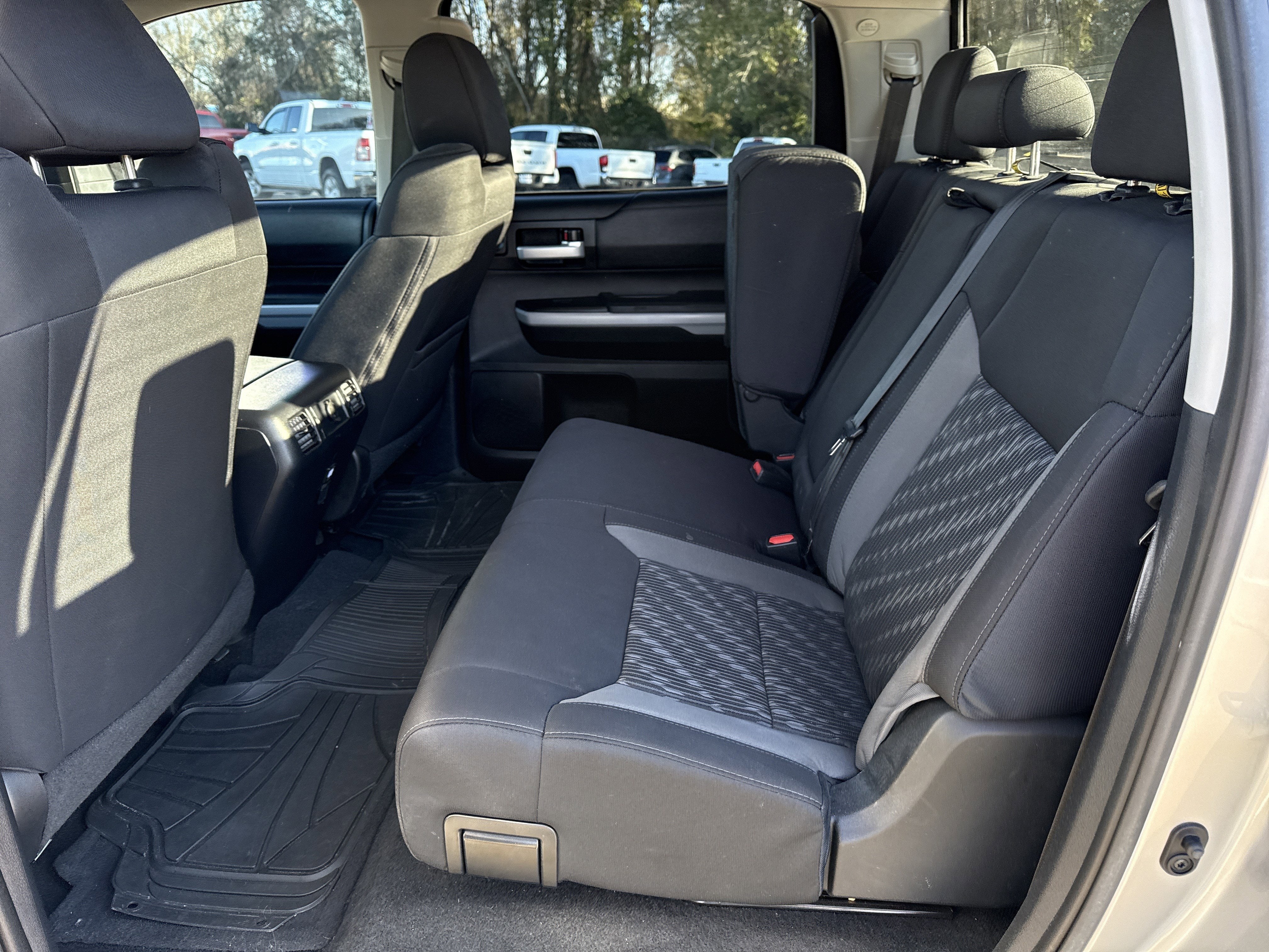 2019 Toyota Tundra 2WD SR5