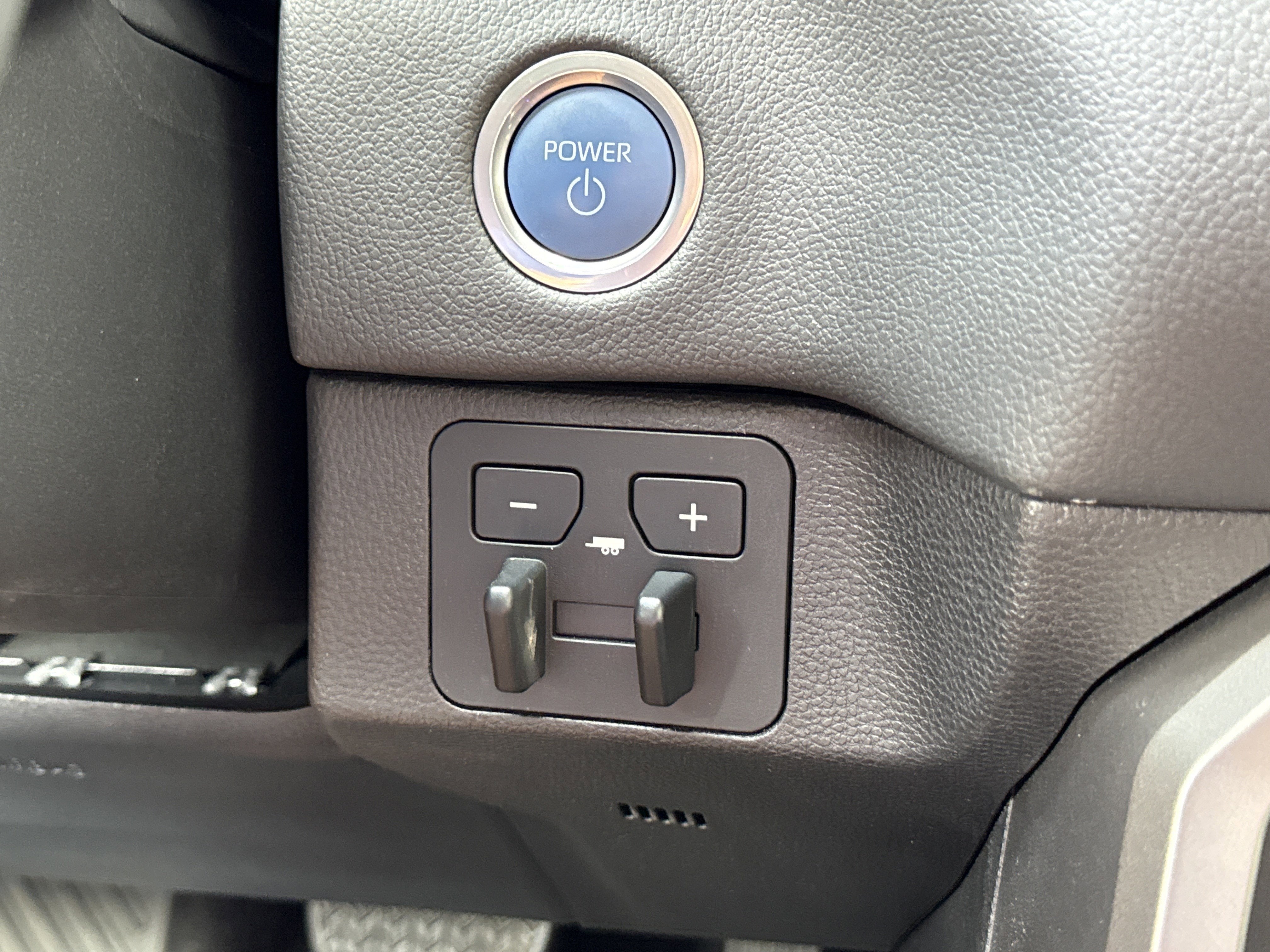 2024 Toyota Tundra 4WD Limited Hybrid