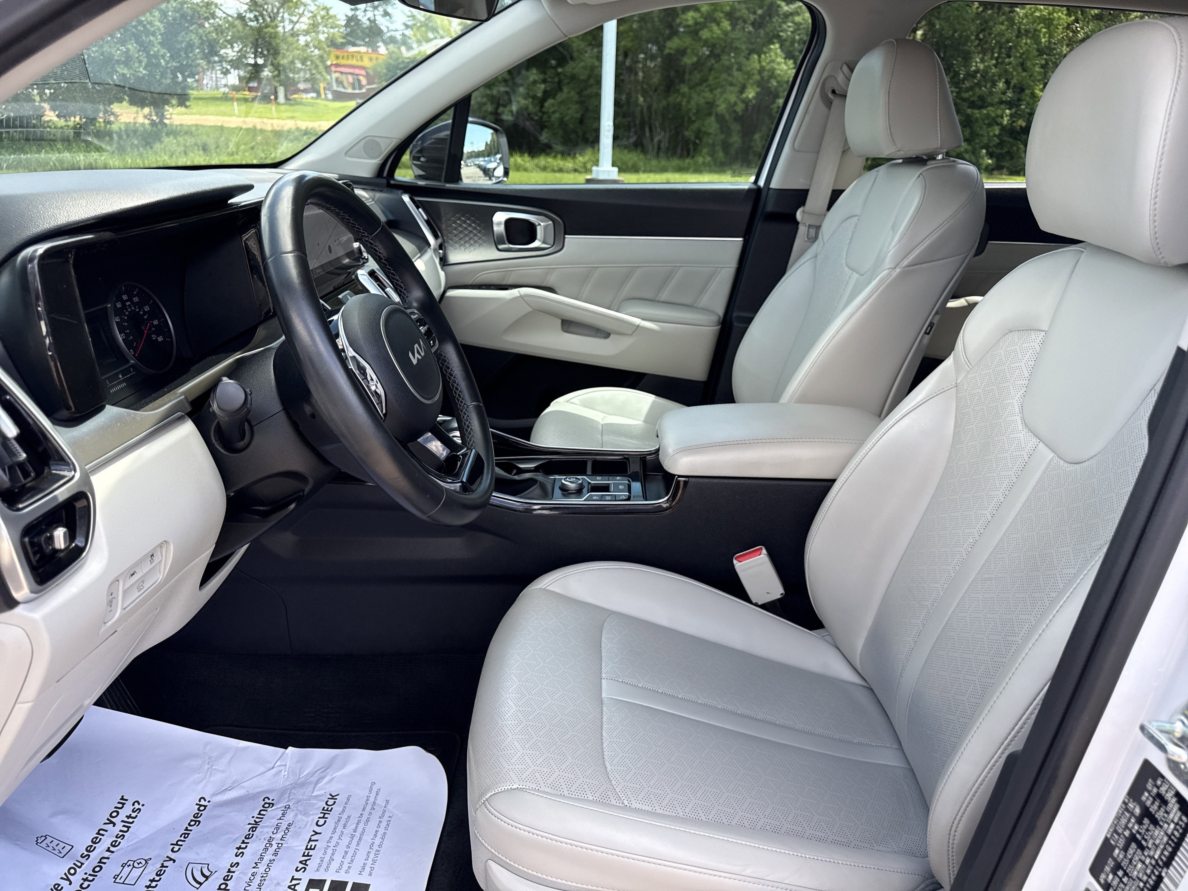 2022 Kia Sorento SX