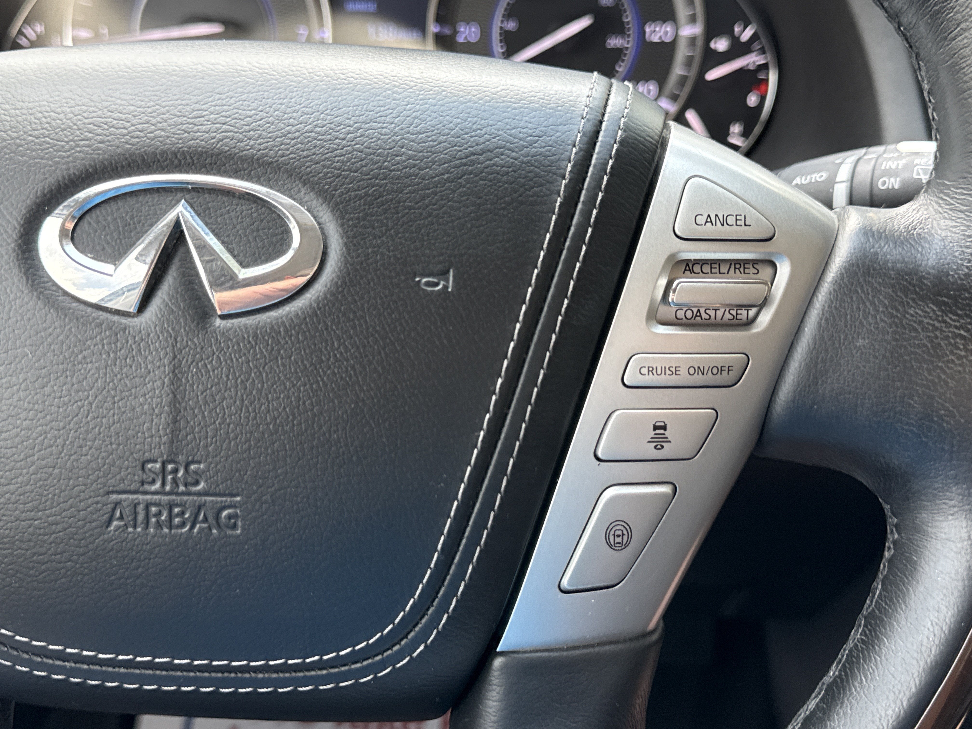 2019 INFINITI QX80 LUXE